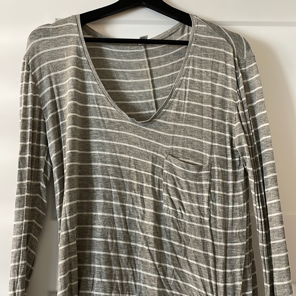 Grey white stripe long sleeve BP